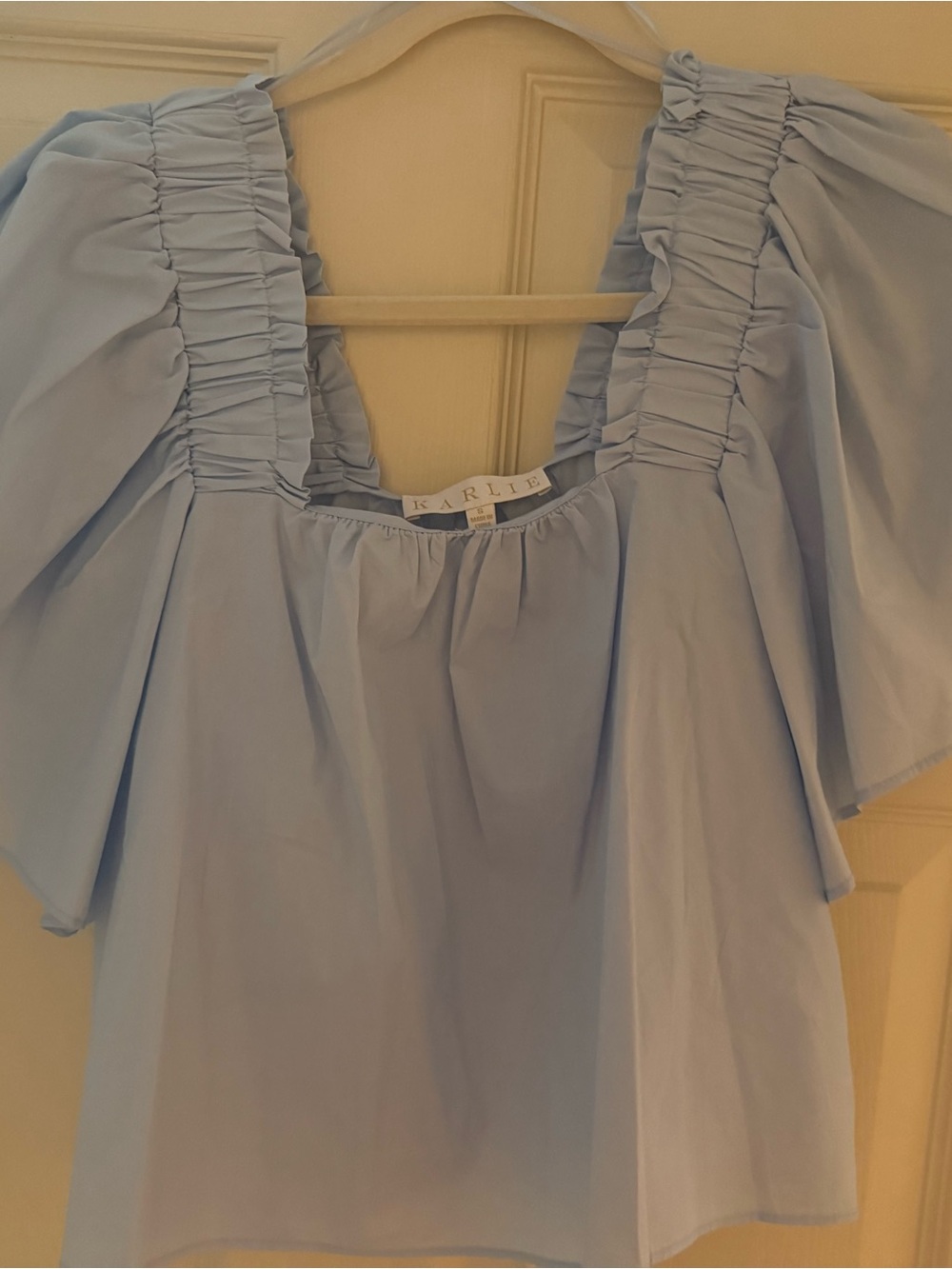 Karlie NWOT Light Blue Cropped Square-Neck Women's Top